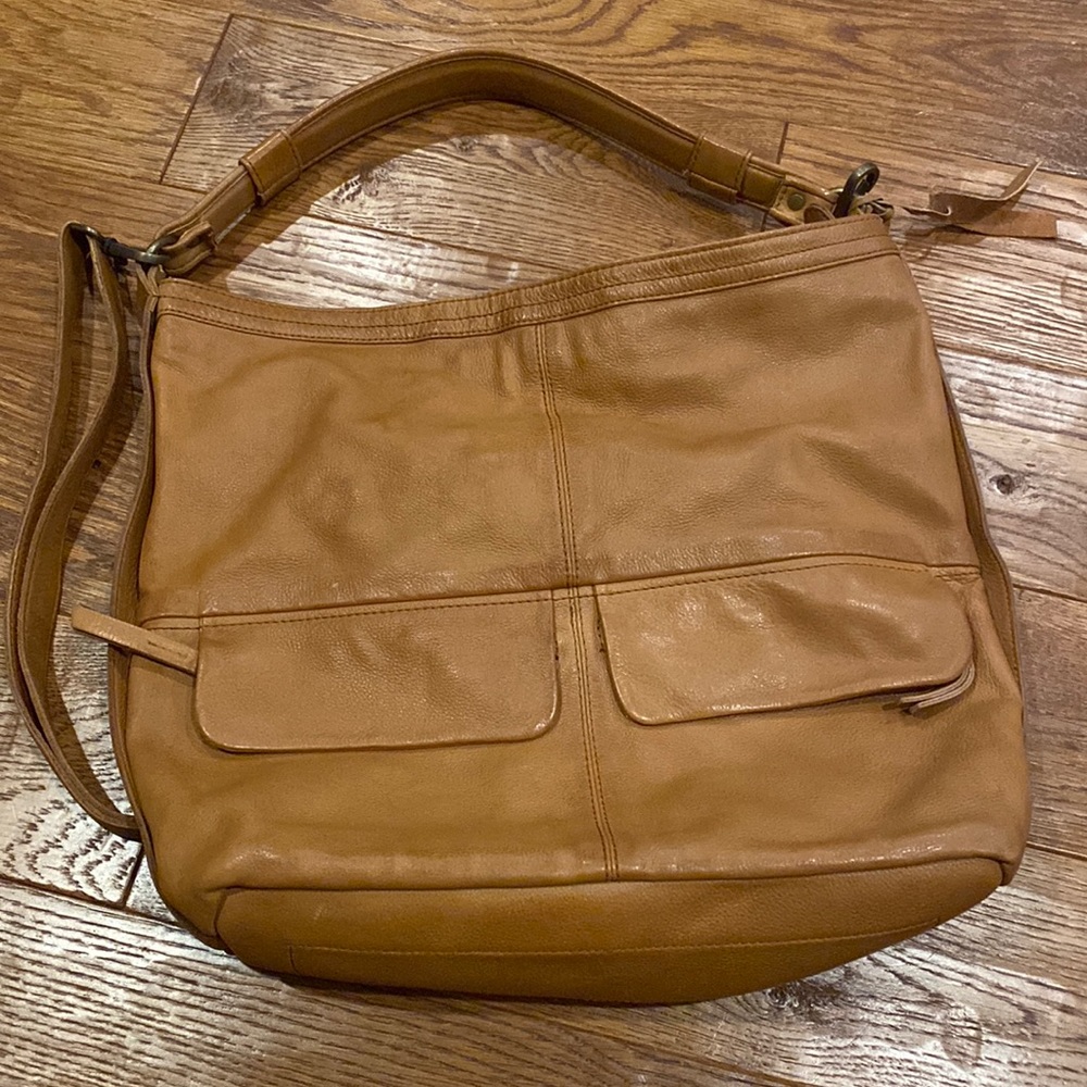 Yano leather purse